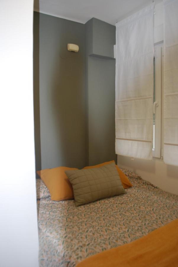 Apartamento Bonito Piso Cerca De Ventas, Madri