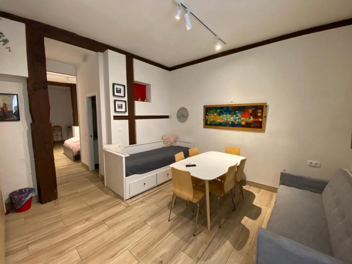 Appartement Opera-suites Luxury La Boheme, In The Very Center Of Madrid. *