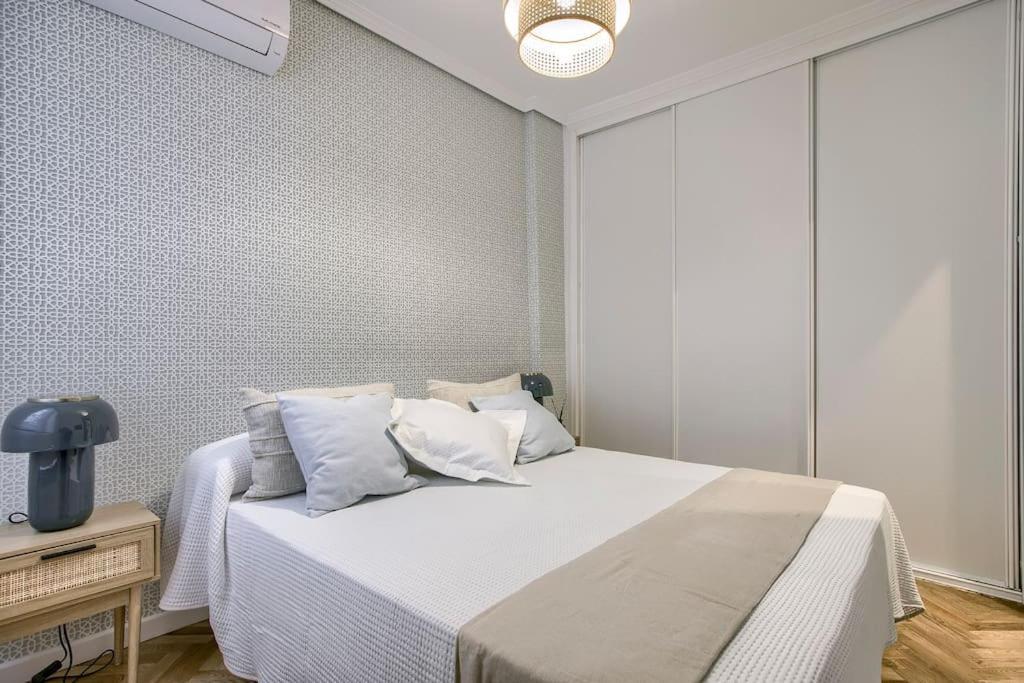 New&beatiful&central Apartment*el Balcon De Chueca * Madrid