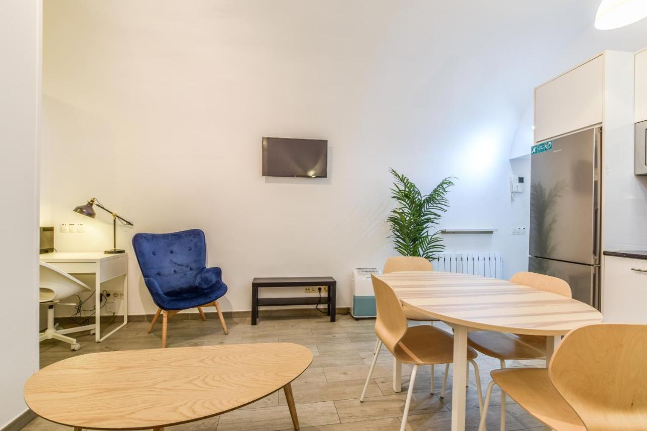 Apartamento En Pleno Barrio De Las Letras *