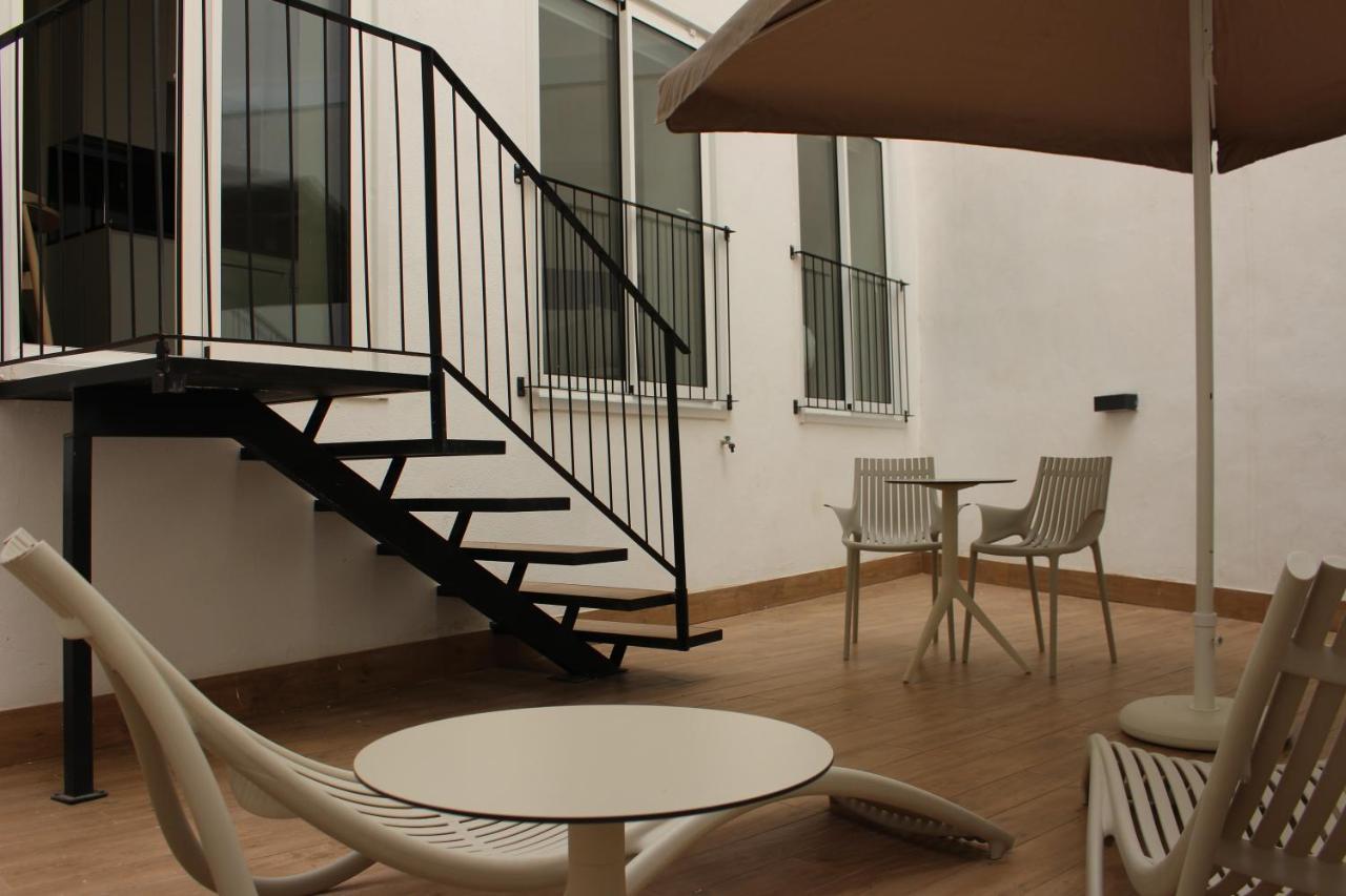 Centro Jardines Apartment *