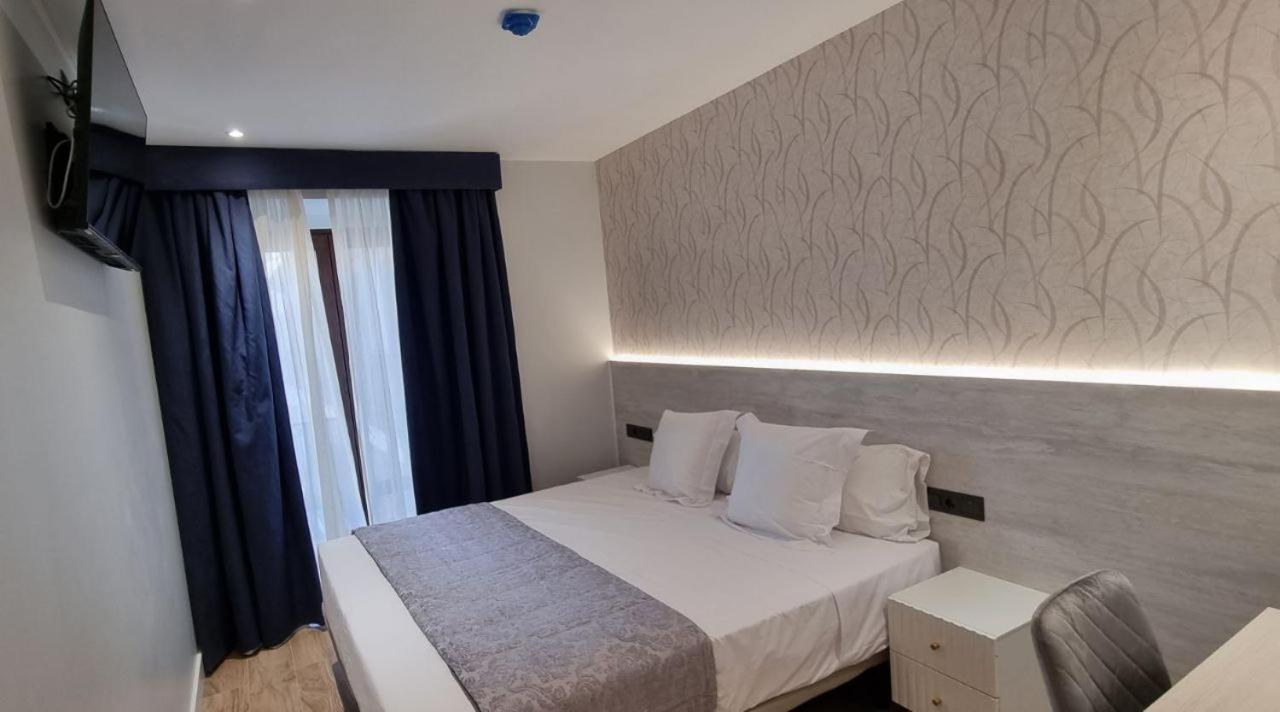 Ch La Petite Maison - Boutique - Affittacamere *