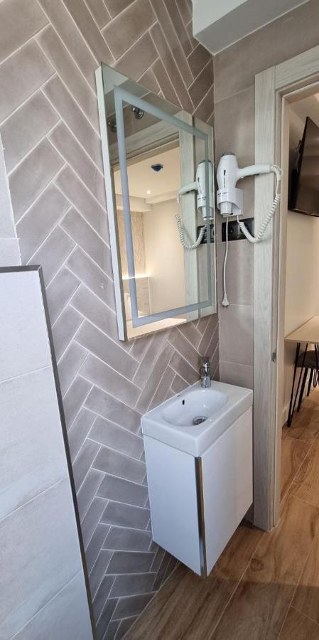 Affittacamere Ch La Petite Maison - Boutique -