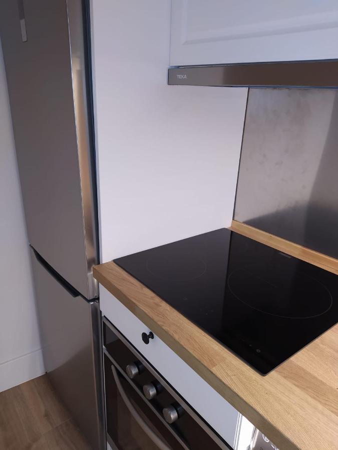 Homeabout Eraso Apartment
