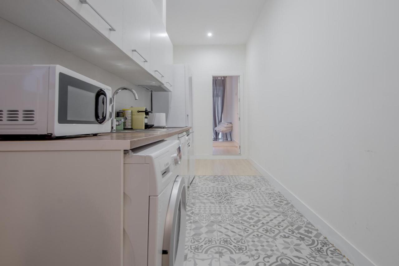 Nuevo Apt 7 Pax En Malasana / Gran Via Apartamento *