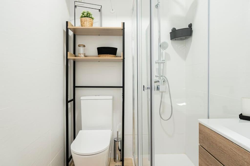 Cor. Coqueto Apartamento A 20 Min De Puerta Del Sol *