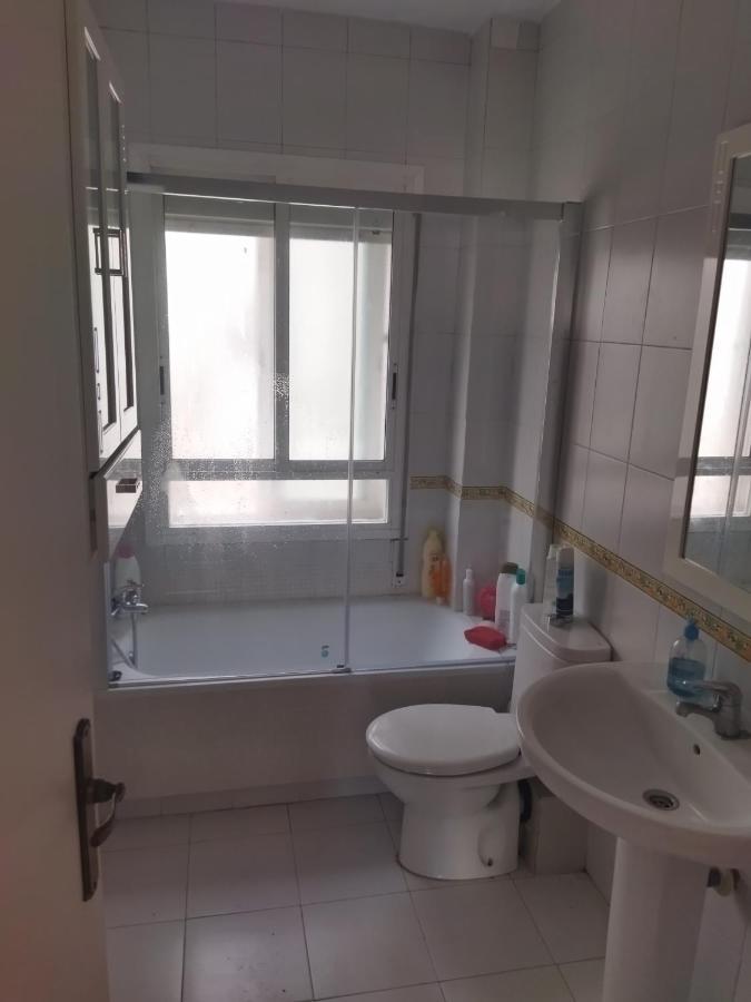 En Piso Con Bano Y Cocina Compartido Habitación en casa particular *