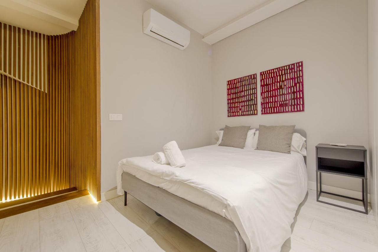 Apartamento Apt Con Estilo - 5p En Zona Tirso/centro De