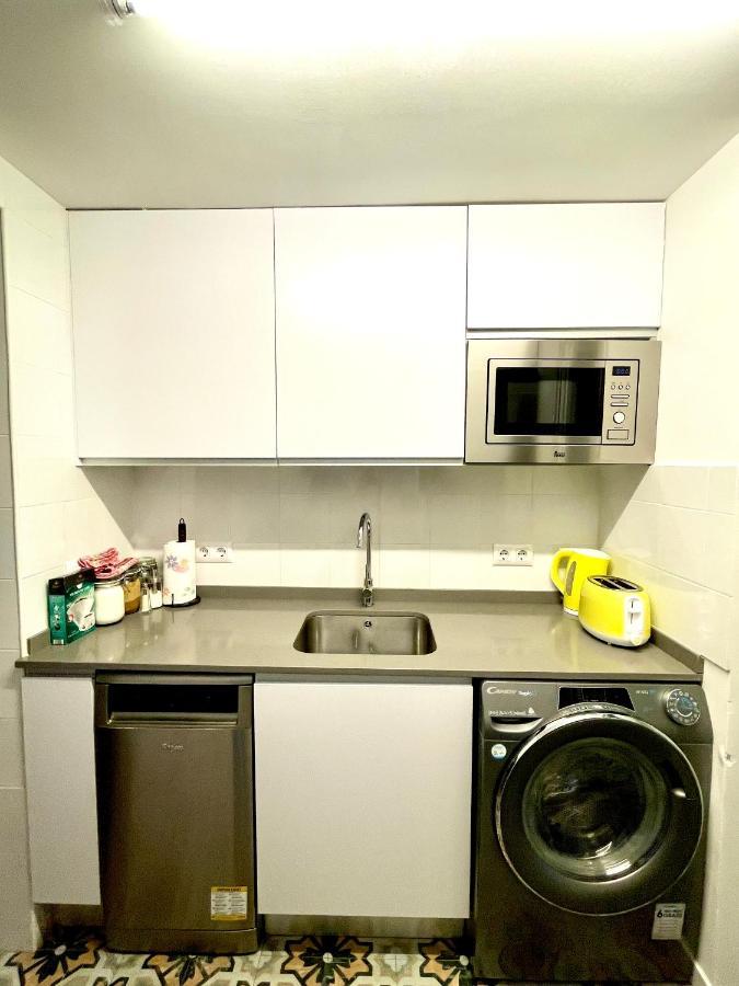 Apartamento Calle Amparo100 Red Brick Loft For 8 Lavapies Madri