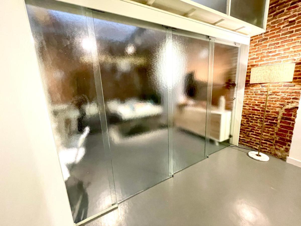 Calle Amparo100 Red Brick Loft For 8 Lavapies * Madrid
