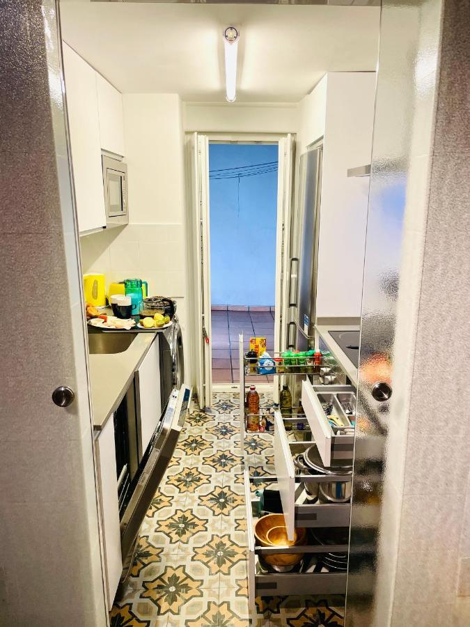 Calle Amparo100 Red Brick Loft For 8 Lavapies Madrid