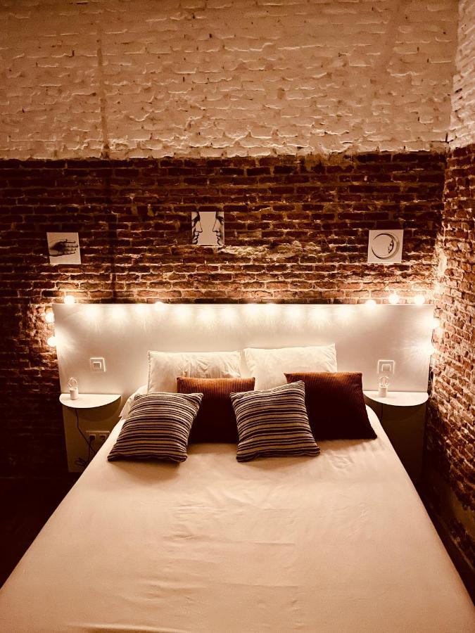 Apartamento Calle Amparo100 Red Brick Loft For 8 Lavapies