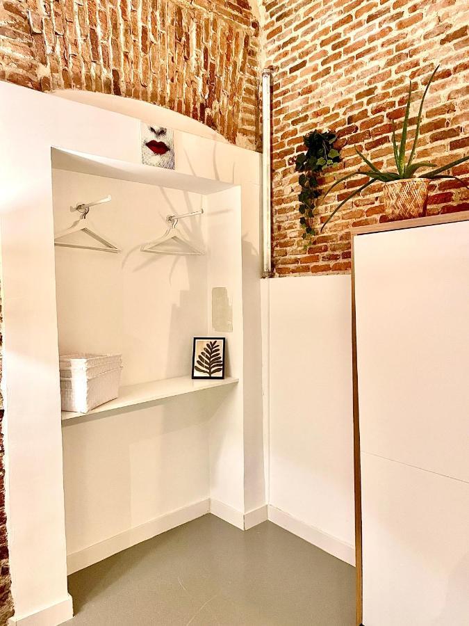 Calle Amparo100 Red Brick Loft For 8 Lavapies Apartamento Madri
