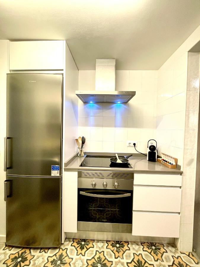 Calle Amparo100 Red Brick Loft For 8 Lavapies Madri