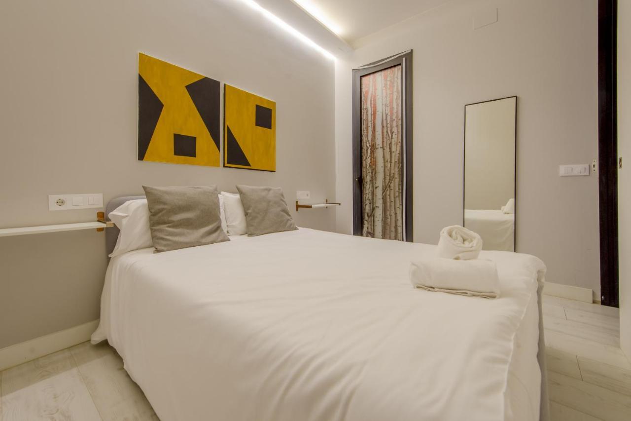 Apartamento Apt Con Estilo - 5p En Zona Tirso/centro De