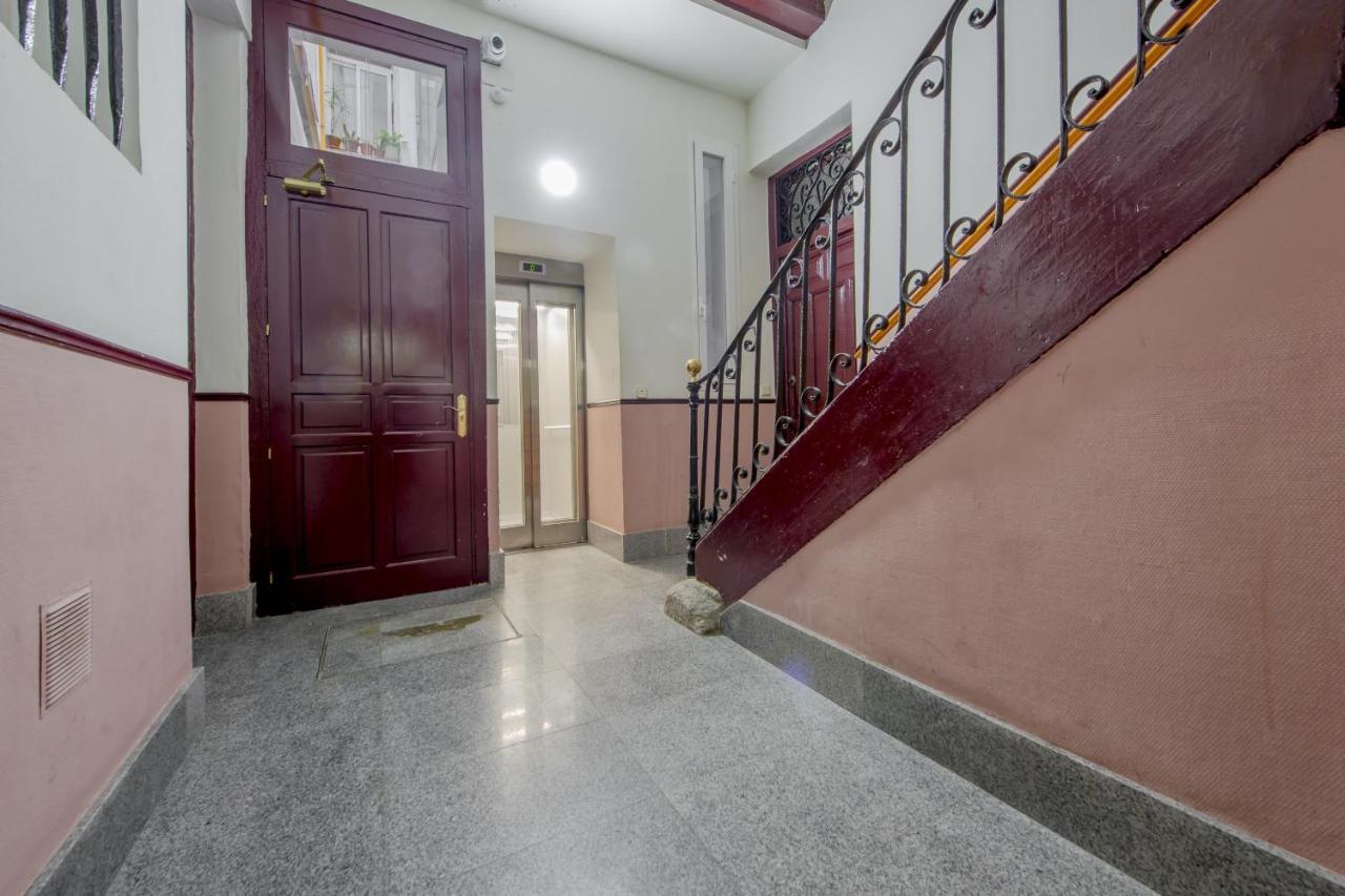 Nuevo Apt De 7 Pax En El Corazon De Malasana