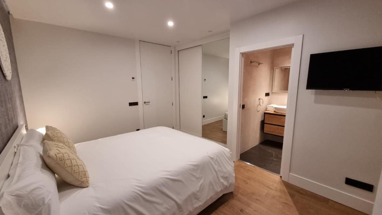 Puerta Del Sol Iii, 4 Bedrooms 5wc Apartment