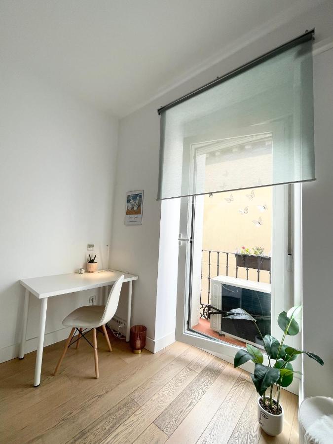 Estudio Plaza Mayor La Latina Sol Wi Fi Netflix Ac Madrid