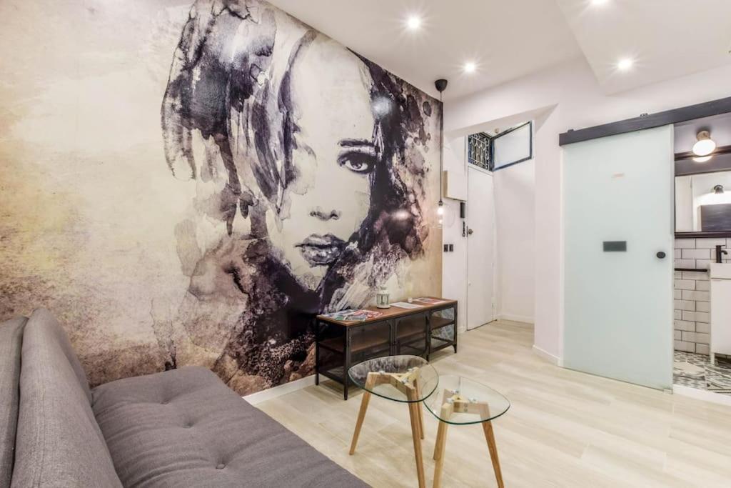 Apartamento Pequeno Apartamento Reformado En Malasana *