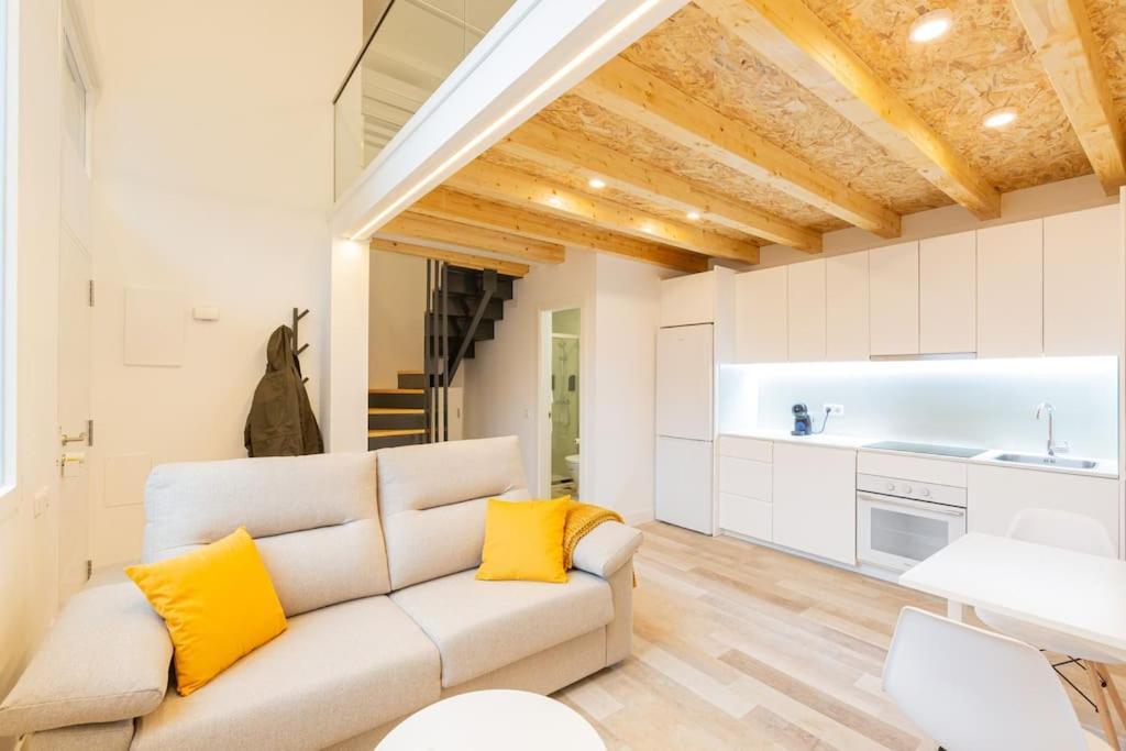 Apartamento Amplio Apto A 300m De Retiro *