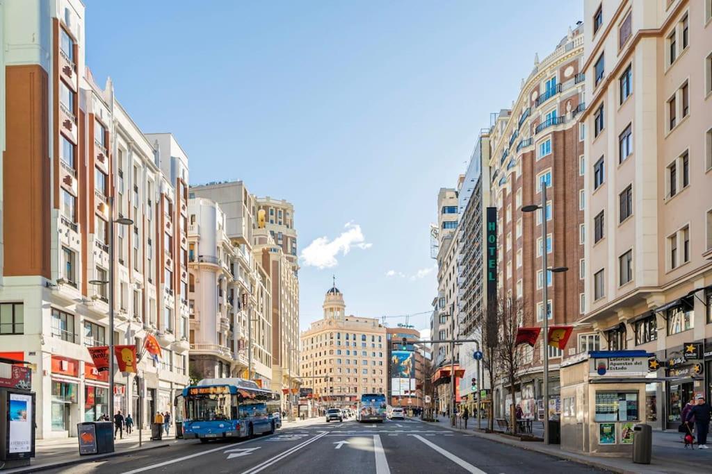 Apartamento Agradable Estudio 3 Personas / 2 Camas En Gran Via *