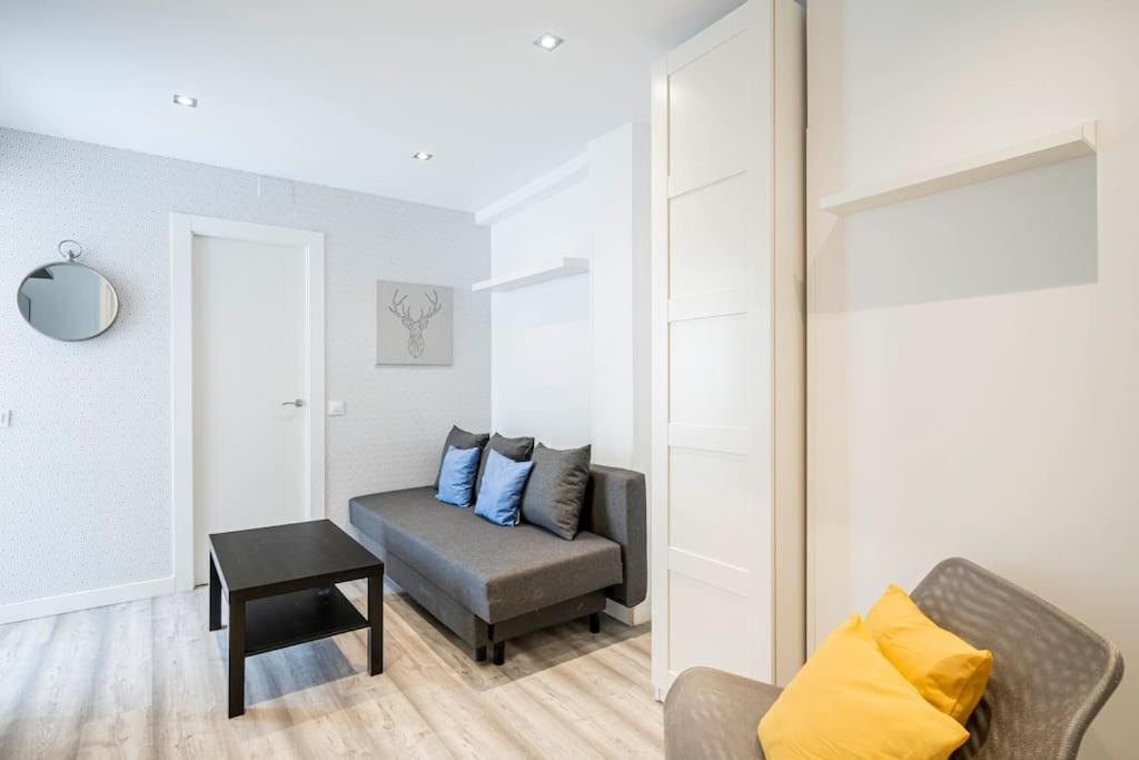 Apartment Acogedor Estudio En Arturo Soria Md-anderson E2 Madrid