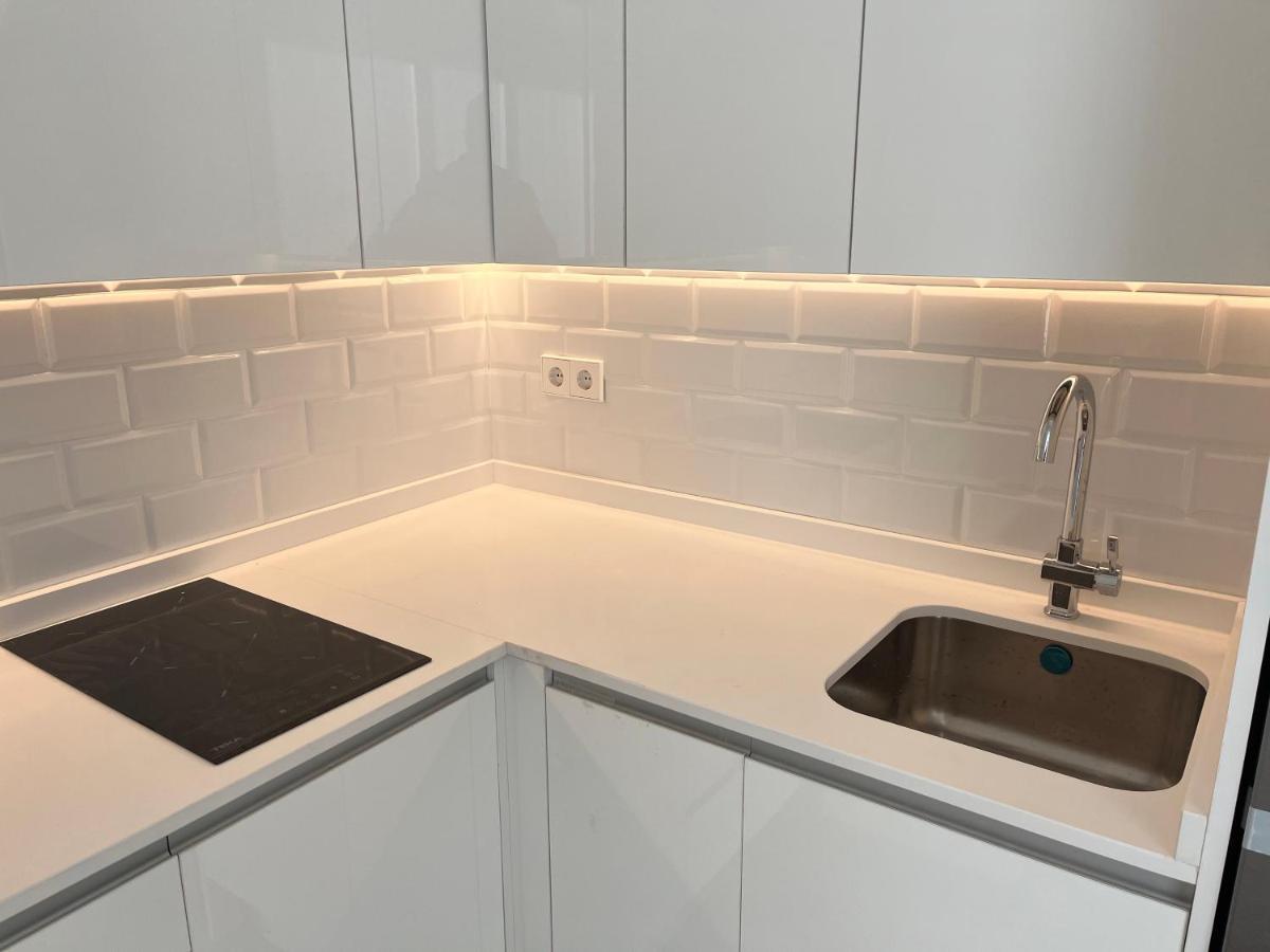 Bernabeu/ C.universitaria Apartment