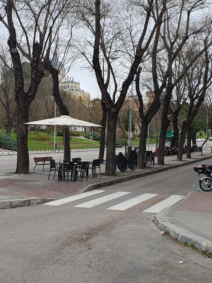 Apartamento Junto Al Palacio Real De Madrid