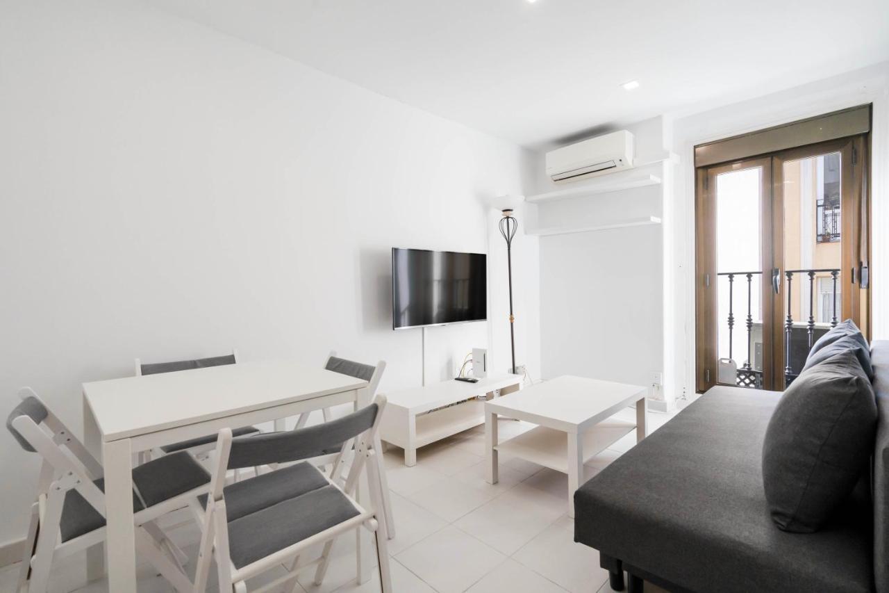 Flamenco Style Palacio Real, La Latina Appartement