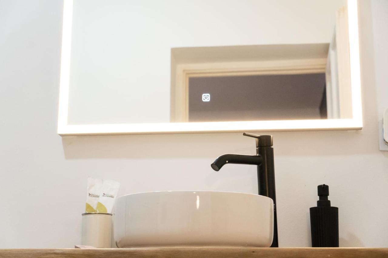 Apartment Modern In Downtown Area-2beds 1bath-plaza Mayor Madrid