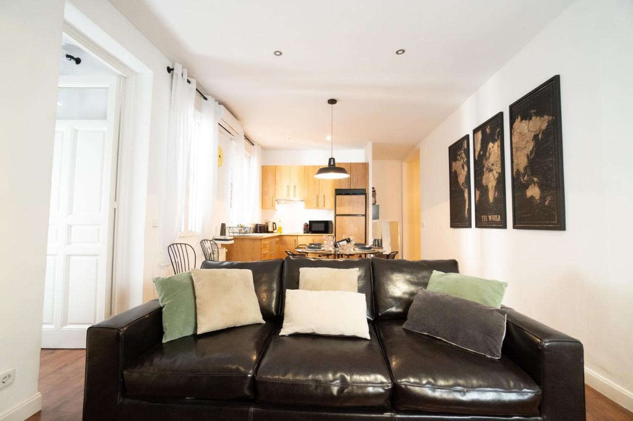 Modern In Downtown Area-2beds 1bath-plaza Mayor Apartment