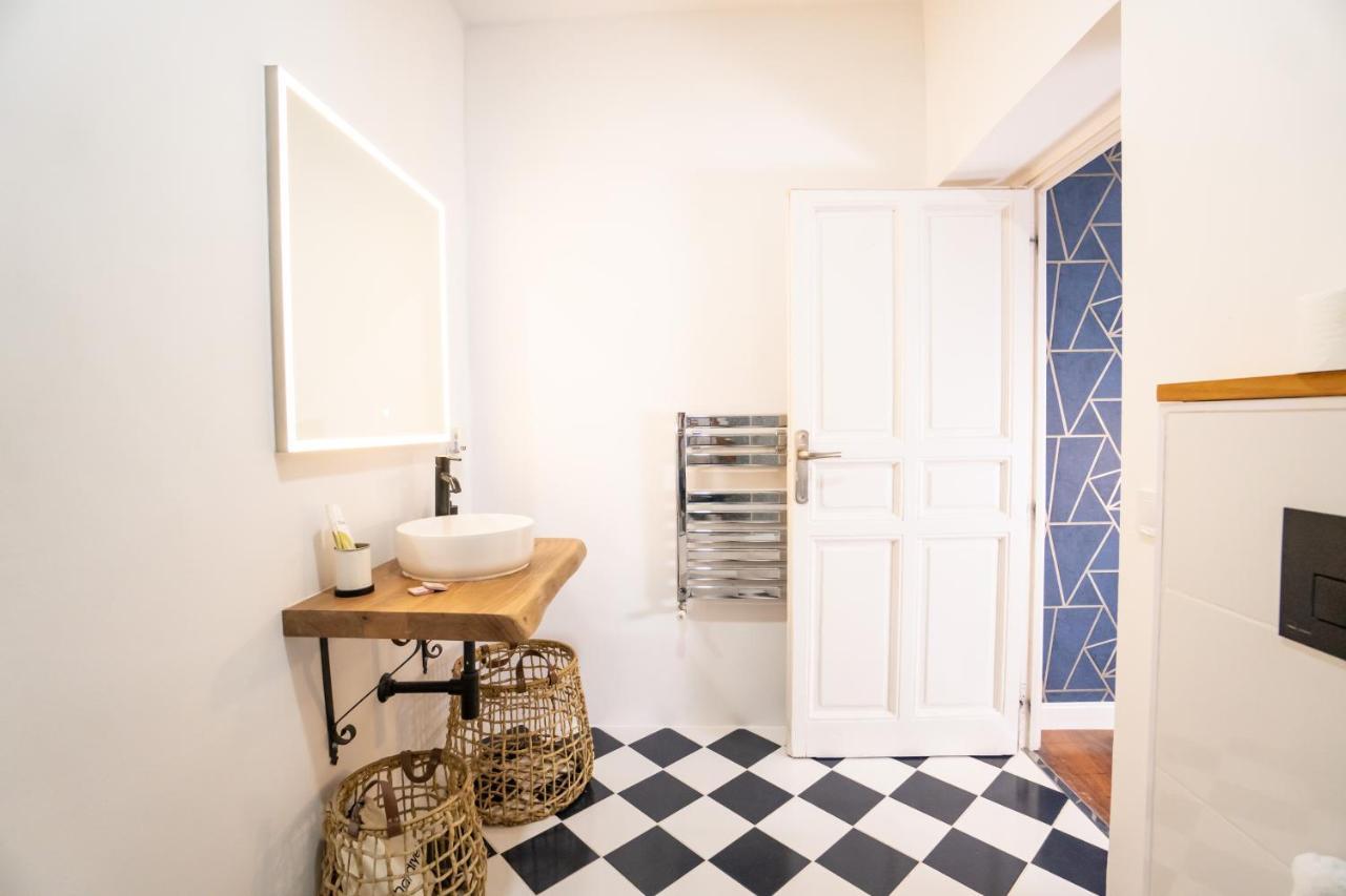 Apartment Modern In Downtown Area-2beds 1bath-plaza Mayor Madrid