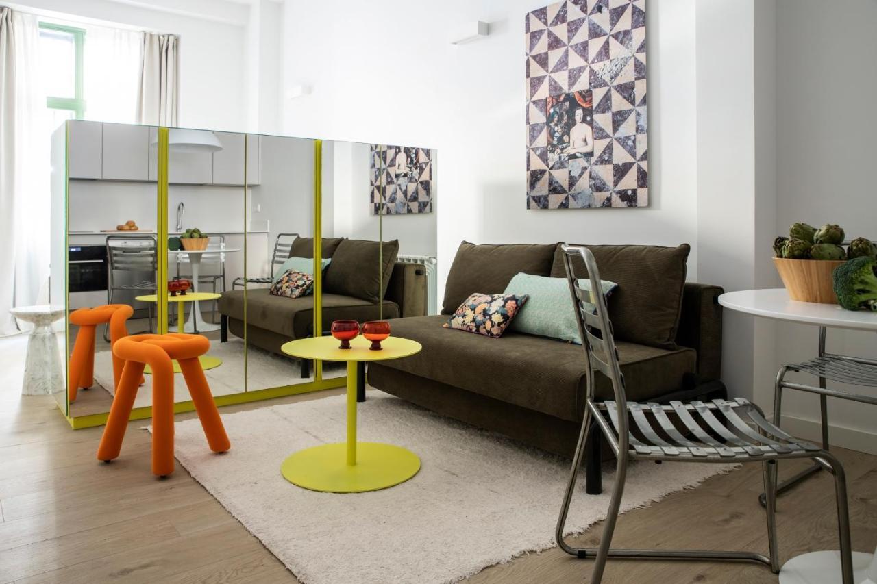 Calatrava - Darya Living Apartment