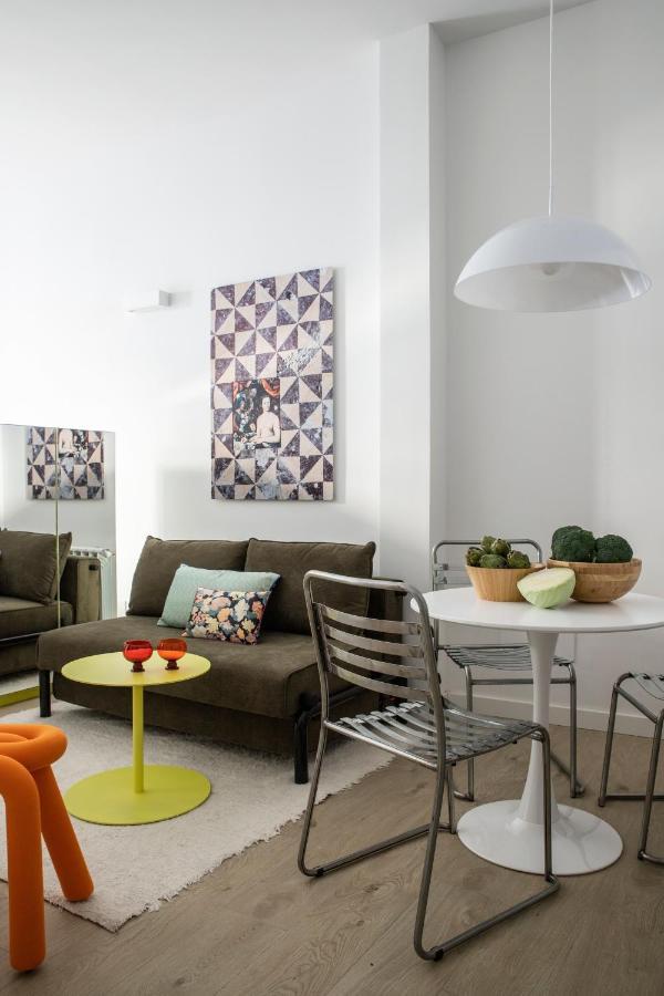 Calatrava - Darya Living Apartment