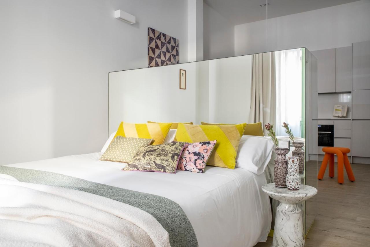 Calatrava - Darya Living Apartment