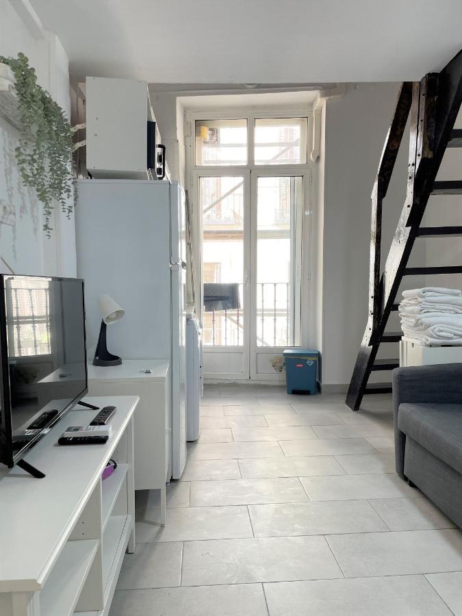 Acogedor Con Balcon En El Barrio De Chueca, Gran Via Con Aire Acondicionado Y Calefaccion Apartamento