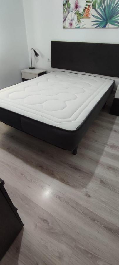 Apartamento Ciudad Lineal Reciente Reforma Apartment *