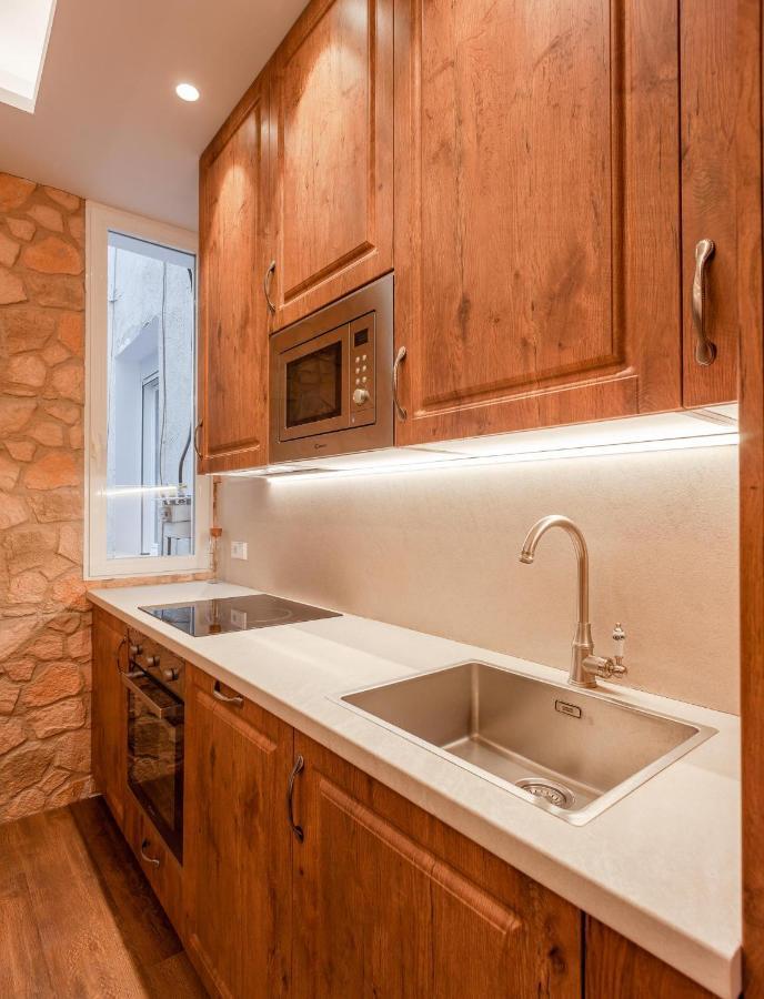 Apartment Plaza Espana V Calle San Bernardino 6br 6bh *