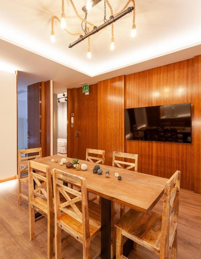 Plaza Espana V Calle San Bernardino 6br 6bh Apartment