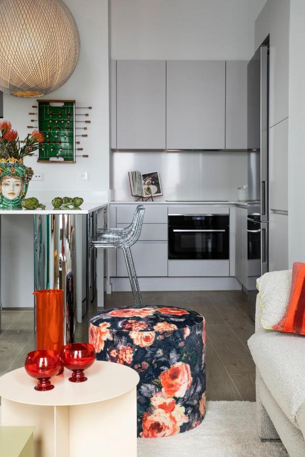 Calatrava - Darya Living Apartment