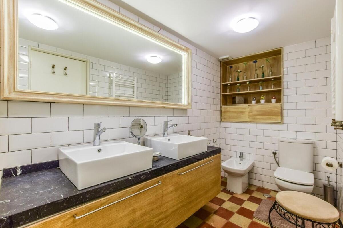 Myhousespain - De Lujo En Malasana - Mhm * Madrid