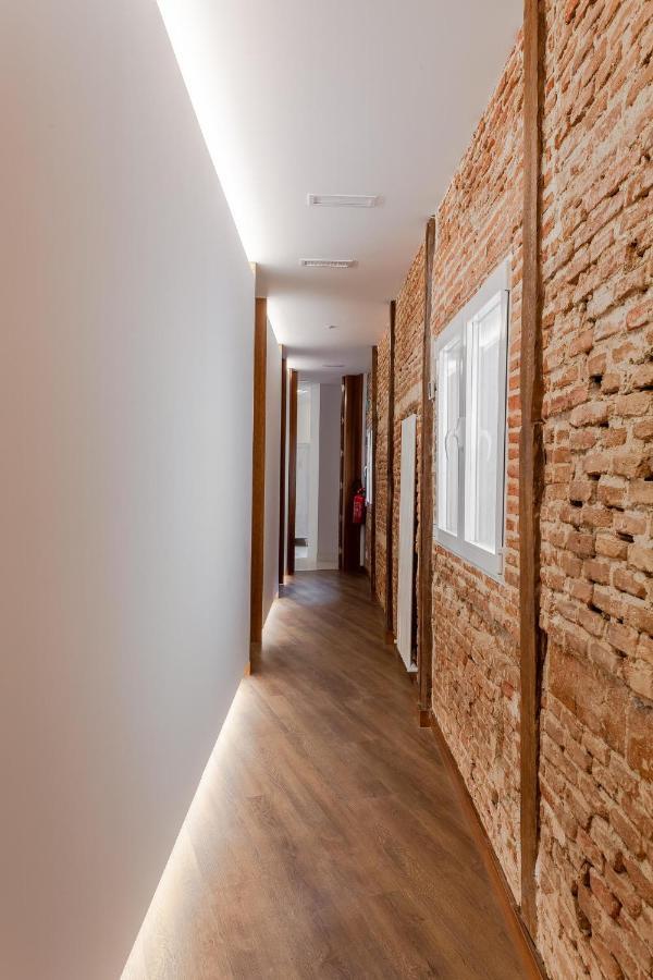 Apartment Plaza Espana V Calle San Bernardino 6br 6bh