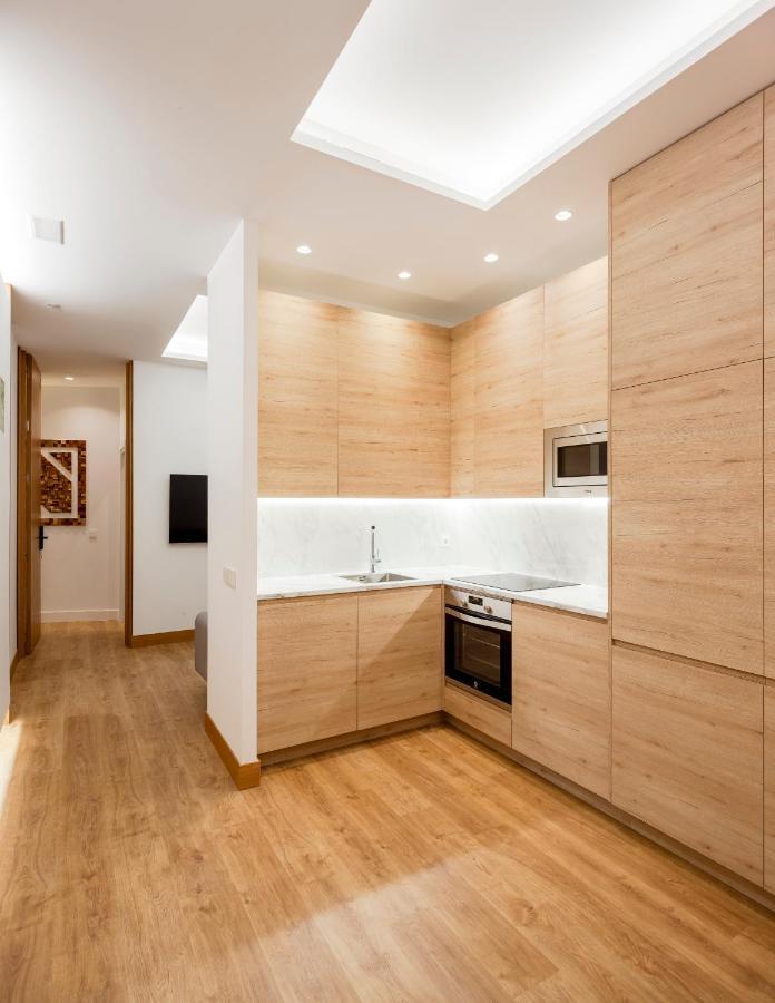 Plaza Espana V Calle San Bernardino 6br 6bh Apartment Madrid