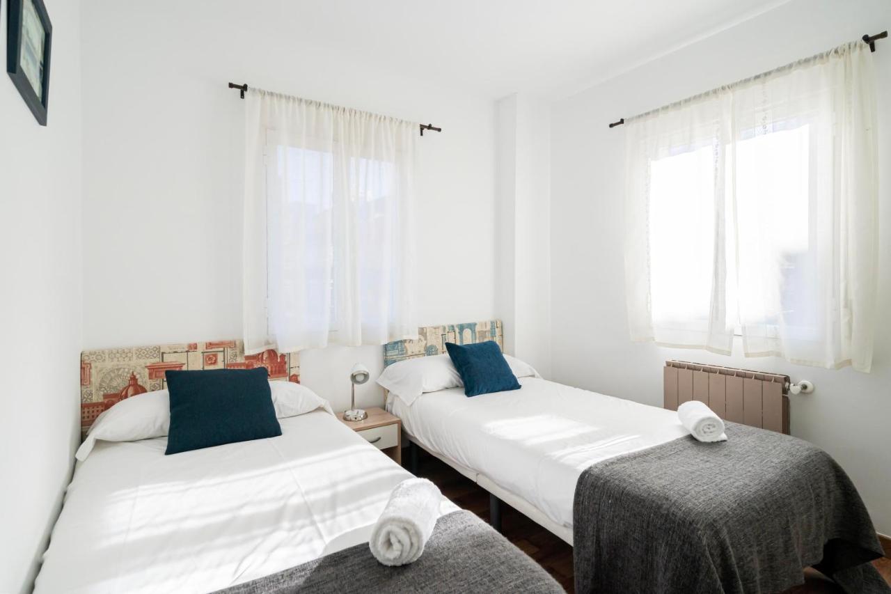 Plaza Castilla Apartment