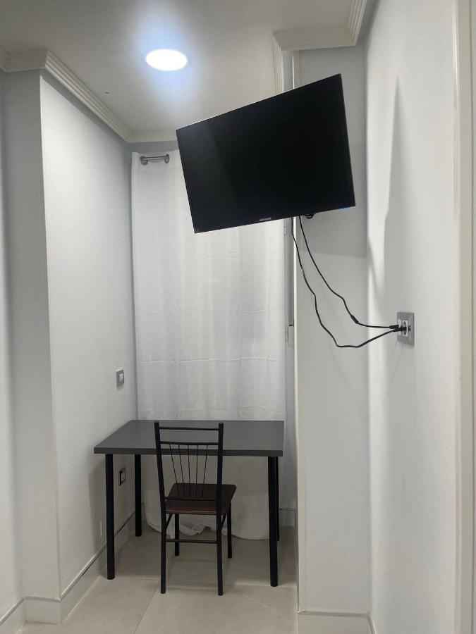 In - 01 Lavapies Guest house