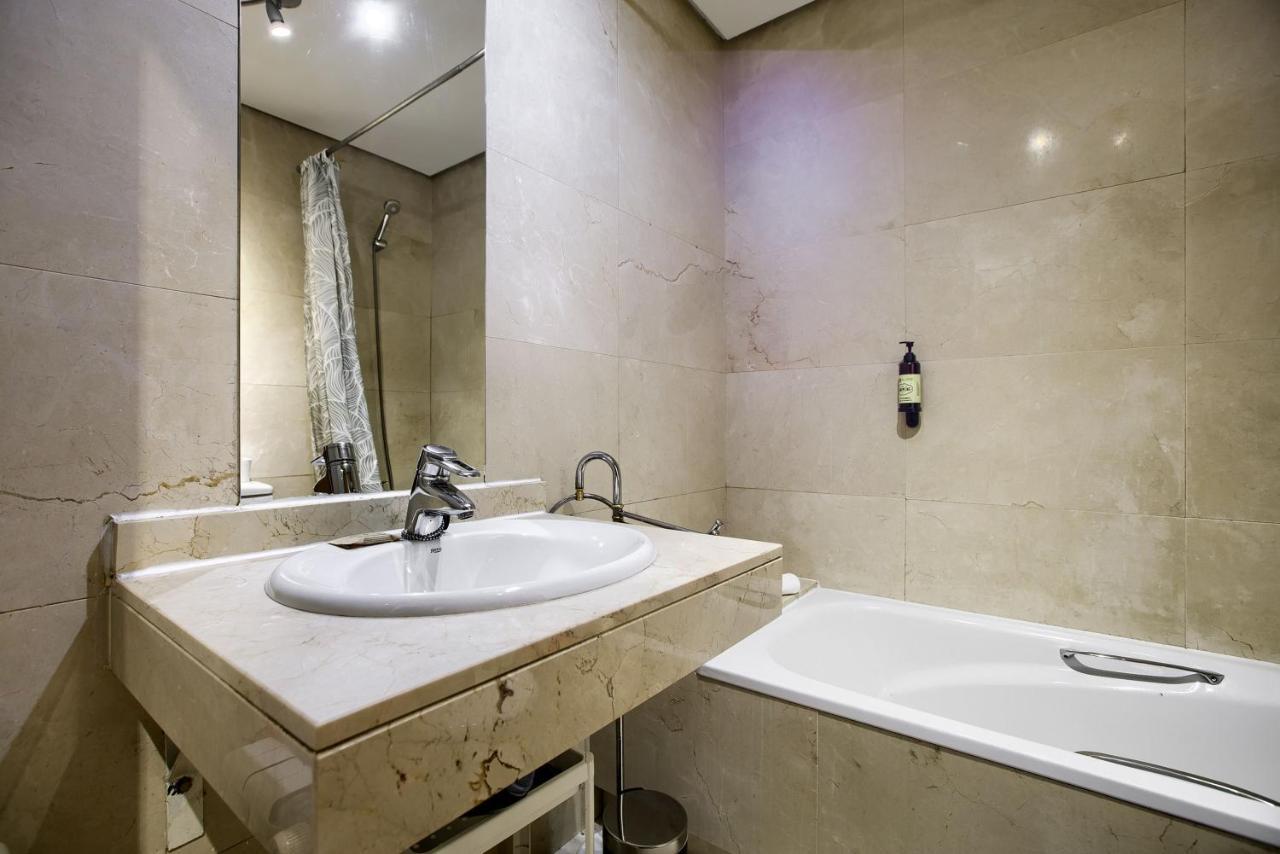 Charming Elegant Gran Via Appartement Madrid