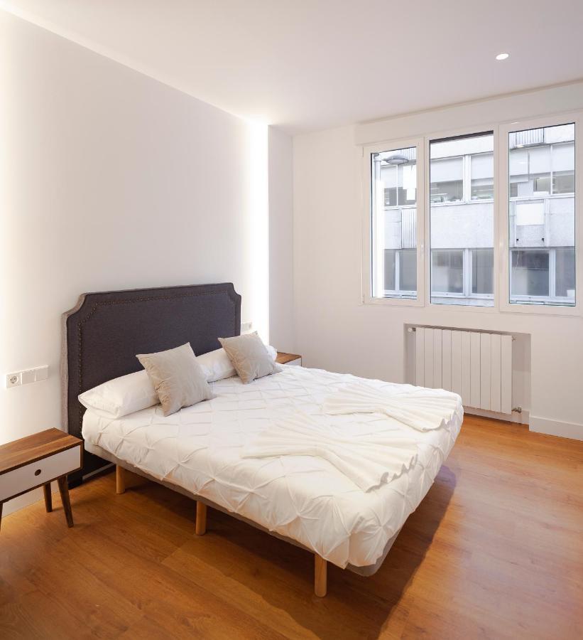 Gran Via Iv Calle Tudescos 5br 5bh *