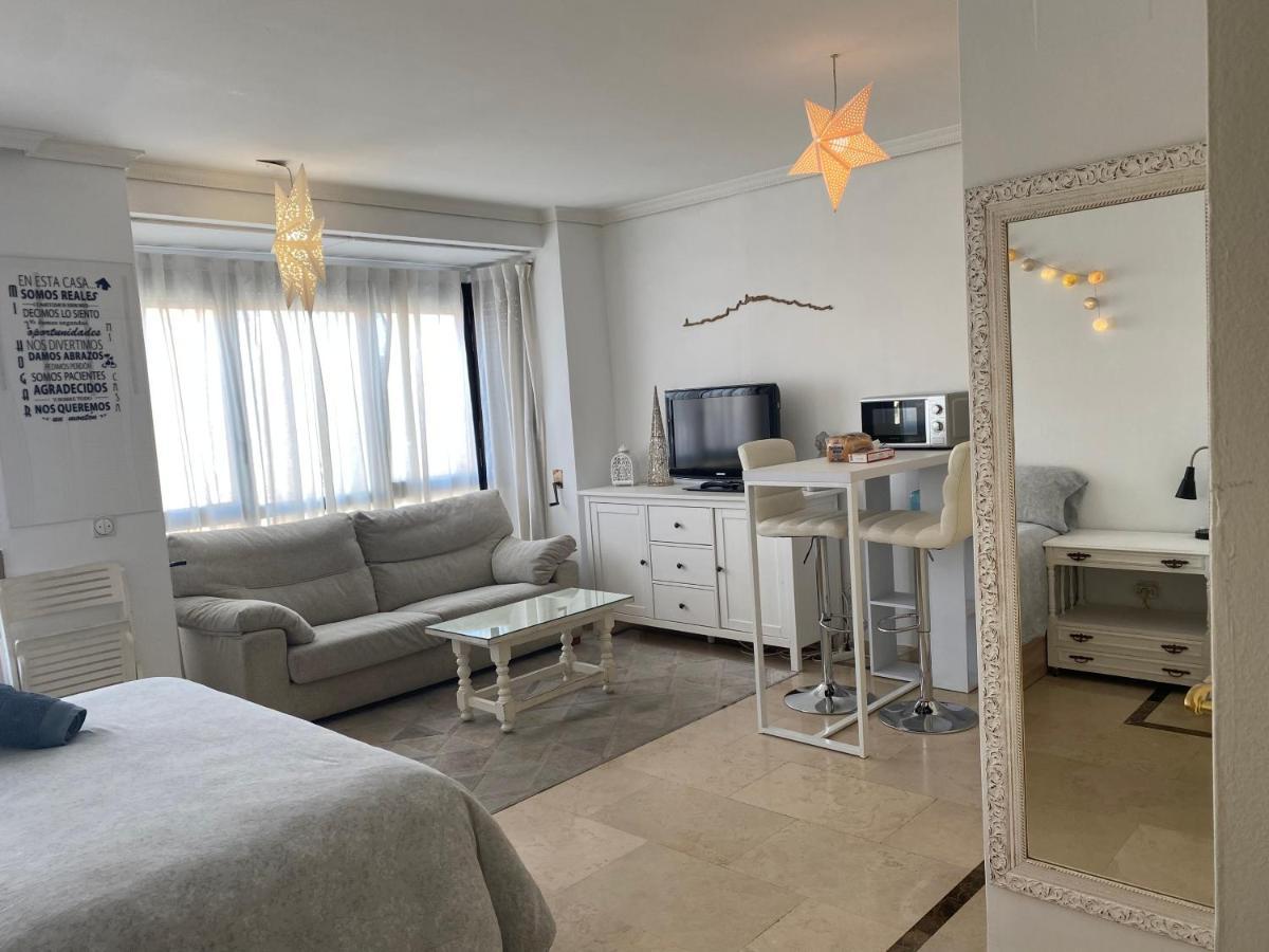 Precioso Estudio Conde Orgaz Appartement *