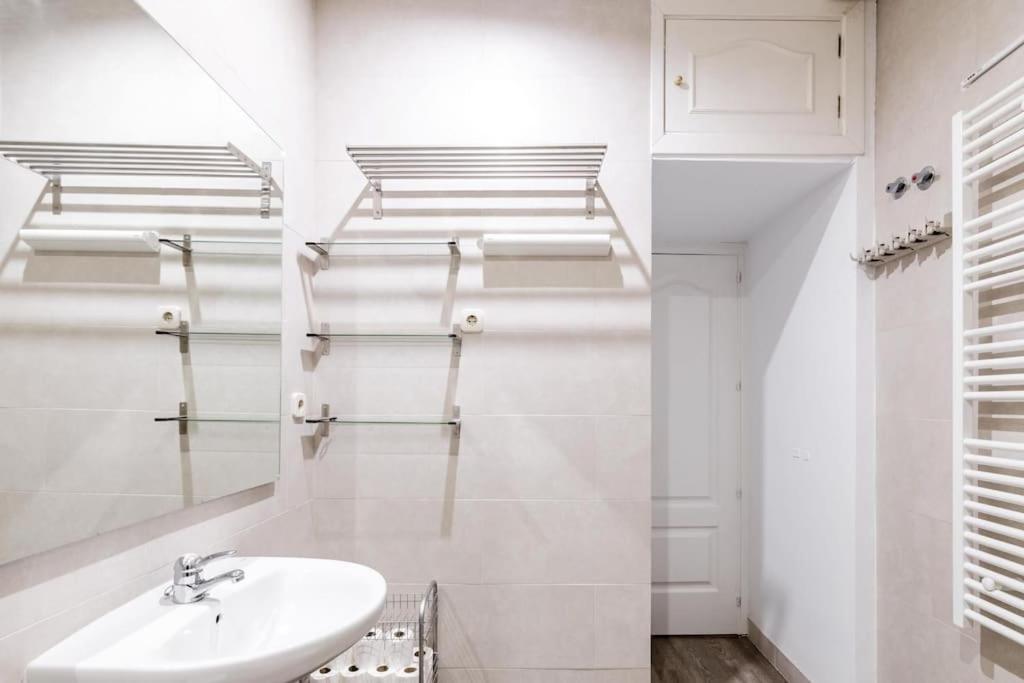 Apartamento Proximo A Gran Via Madrid