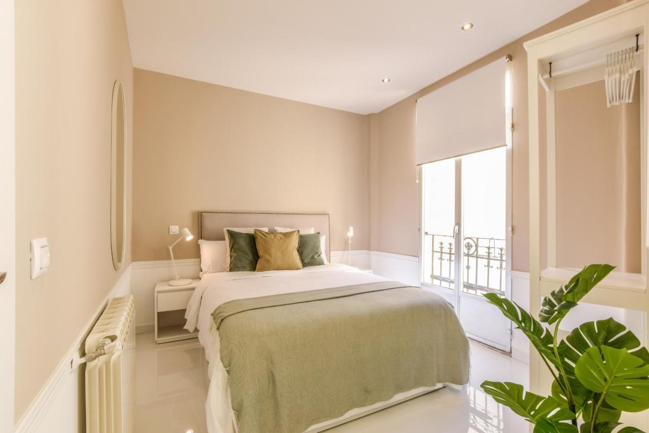 Ap Embajadores Xi Apartment *